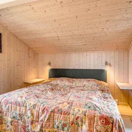 Bovi - 300m From The Sea By Interhome *